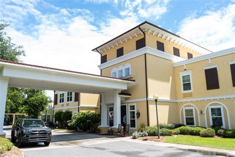 The Best Assisted Living Facilities in Pensacola, FL | AssistedLiving.org