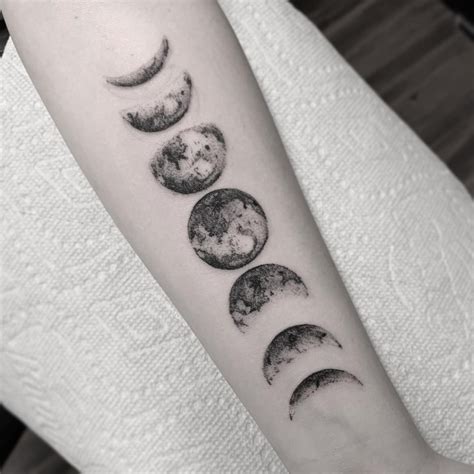 26 Romantic Moon Tattoos That Will Give You Ink Envy | Moon phases ...