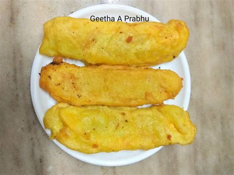 Cooking With Geetha: PAZHAM PORI /RIPE KERALA BANANA FRITTERS /NENDRA ...