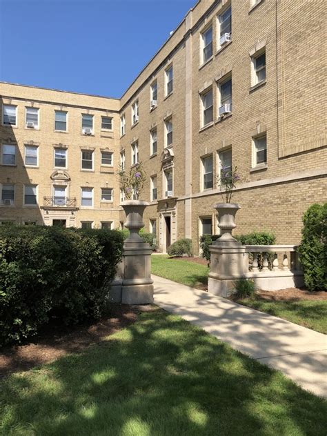 West Rogers Park Apartments - Chicago, IL | Apartments.com