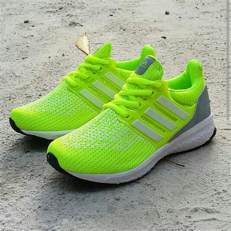 Sepatu Adidas Ultra Boost Cewek Terbaru