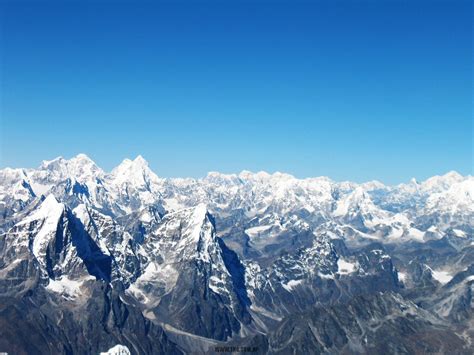 Mountain Flights in Nepal with Himalaya Guides