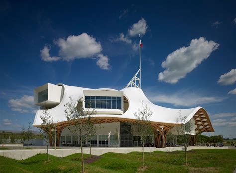 Aspen Art Museum by Shigeru Ban Architects - Architizer