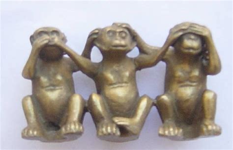 Brass Three Monkeys Statue: Amazon.in: Home & Kitchen