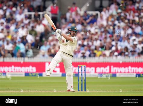 Australia's Travis Head batting during day one of the second Ashes test ...