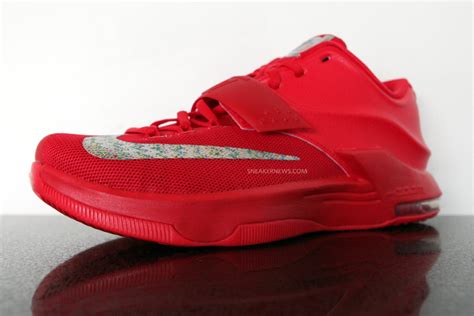 Nike KD 7 "Global Game" - SneakerNews.com