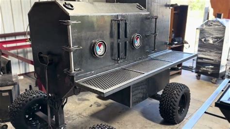 Boathouse Smokers 48”x30” Reverse Flow Smoker with insulated Firebox & Warming cabinet. - YouTube