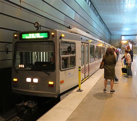 Pittsburgh Light Rail Subway - WheelchairTravel.org