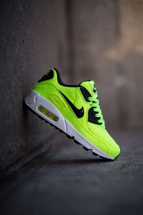 NIKE Air Max 90 FB Volt | SOLETOPIA