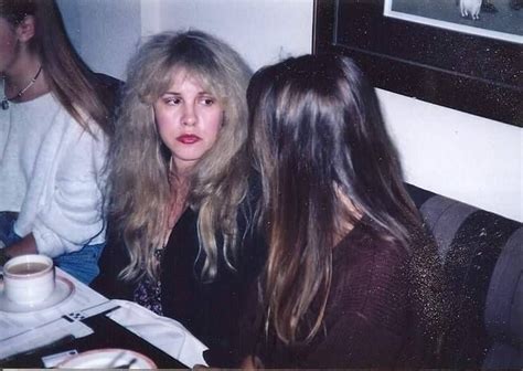 Stevie with Sara Recor-Fleetwood in the 90’s | Stevie nicks, Stevie, Mick fleetwood