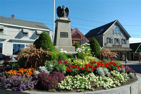 Dock Square, Kennebunkport | Dock Square Monument, Kennebunk… | Flickr