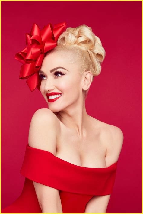 Gwen Stefani's Christmas Special - Celebrity Lineup & Set List!: Photo ...