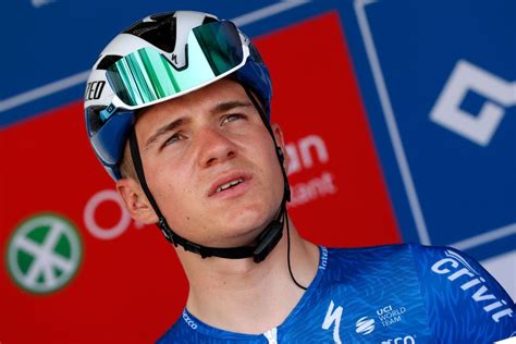 Remco Evenepoel races on at Benelux Tour despite illness | Cyclingnews