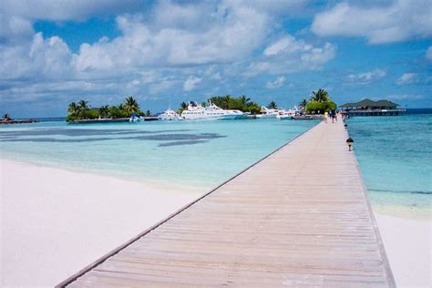 8 Cool Things to Do in the Maldives - WanderWisdom