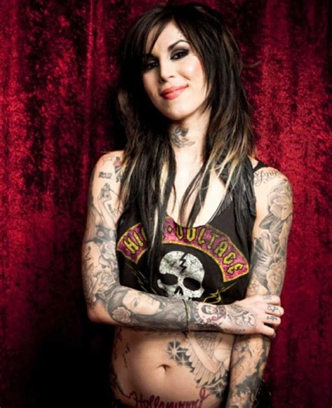 High voltage tattoo studio owned by Kat Von D! | Kat von d, 1 tattoo, Look fashion