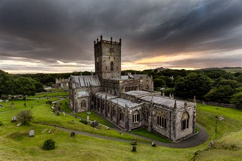 St Davids Cathedral – In Photos dot Org