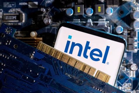 Intel says dozens of PC makers are using its new AI-enabled chip