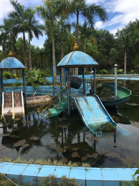 Abandoned Water park Vietnam : r/AbandonedPorn