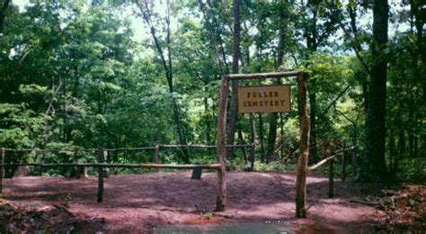 Fuller Cemetery off Davy Ridge Road