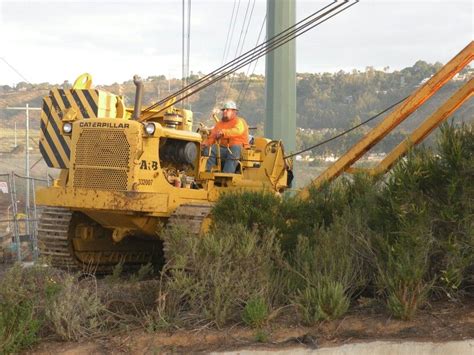 Live side boom | Pipeline construction, Construction equipment ...