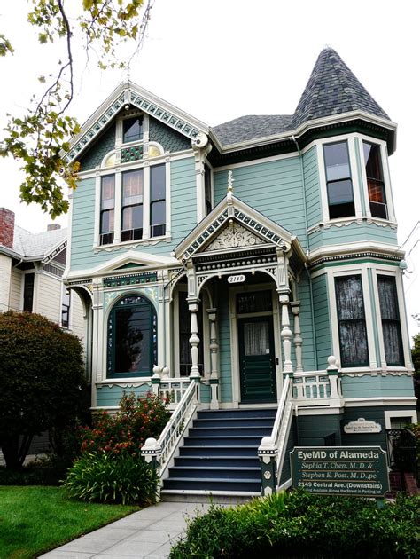 Authentic Victorian Style House Remodel