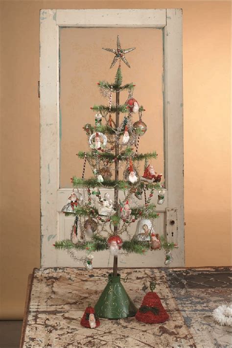 40 Old Fashioned Christmas Tree Decorations Ideas - Decoration Love