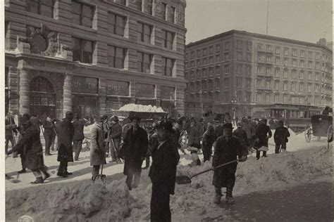 Vintage photos from 140 years of NYC snowstorms - Curbed NY