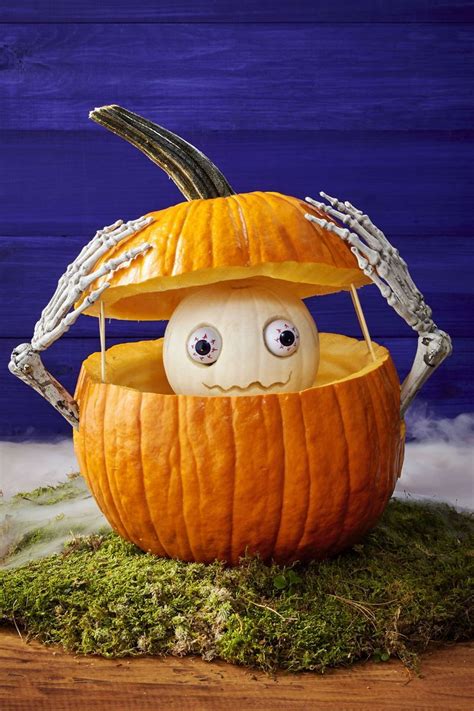 50 Spooky Pumpkin Painting ideas for Halloween 2020 - eSnackable