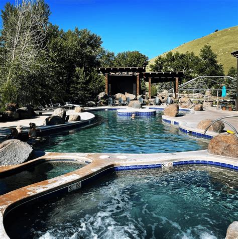 Broadwater Hot Springs: The One & Only Soak In The Capital Of Montana | Traxplorio