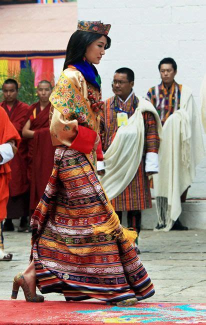 Jetsun Pema- Queen of Bhutan, her wedding dress(pictured) took 3 years ...