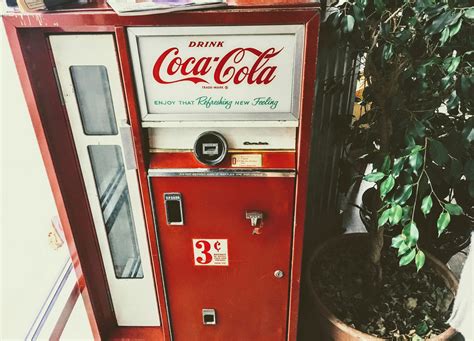 Red and White Coca-cola Vending Machine · Free Stock Photo