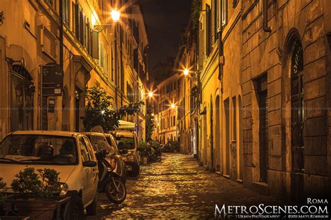 Night time Roman street scene - MetroScenes.com - Rome, Italy - City ...