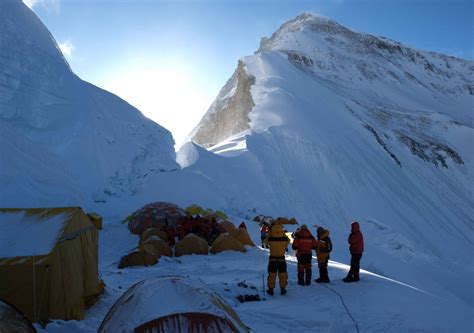 A First Glimpse of 2023 Everest & the 8,000m Spring Season » Explorersweb