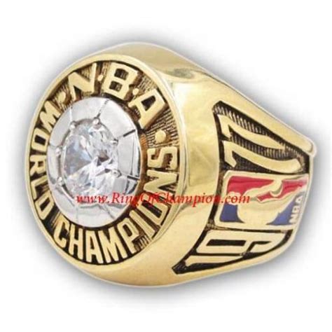 1976 - 1977 Portland Trail Blazers Basketball World Championship Ring ...