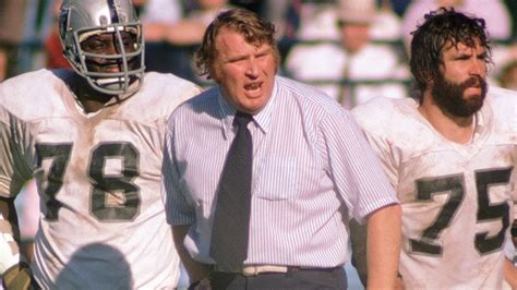 John Madden, Super Bowl Winner, NFL Commentator, and Video Game Star, Dies at 85 - Sports Odds ...