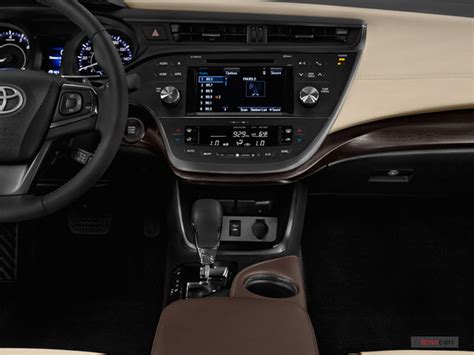 2018 Toyota Avalon: 121 Interior Photos | U.S. News