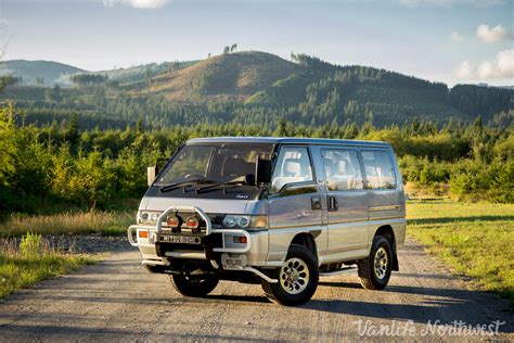 1992 MITSUBISHI Delica P25W L300 4wd Van — Vanlife Northwest