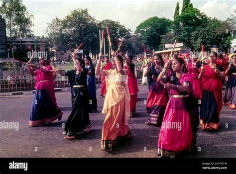 Stick dance Kolattam during Onam procession at Thiruvananthapuram ...