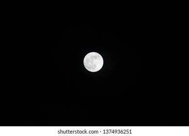 Full Moon Black Background Stock Photo 1374936251 | Shutterstock