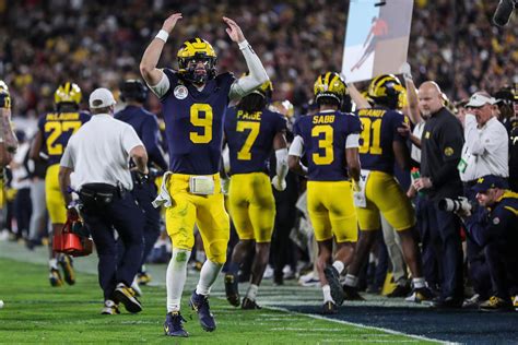 Michigan vs. Washington live updates: What to know about tonight’s national championship