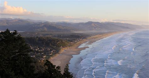 The 5 best hikes near Manzanita, Oregon and Oswald West State Park