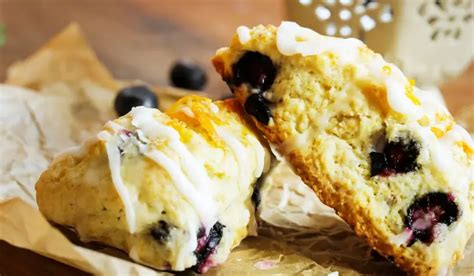 Bo Berry Biscuit Recipe - FoodieJunk