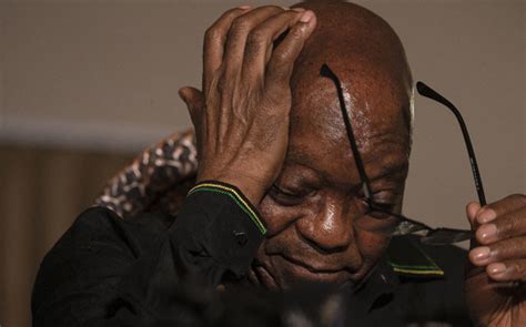 Former president Jacob Zuma hands himself over to serve 15-month jail term