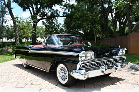 1959 Ford Fairlane 500 | Classic & Collector Cars