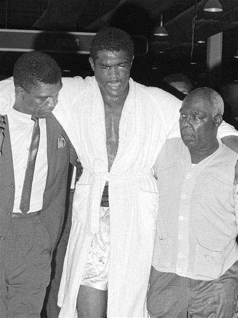 Former boxing champ Ernie Terrell dies at 75