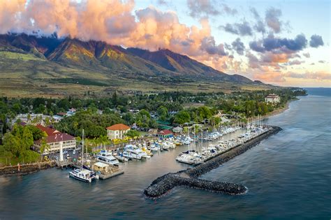 10 Towns, Resorts, and Villages to Visit in Maui - Head Out on a Road ...