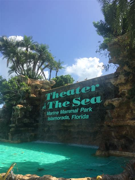 Theater of the Sea Entrance - ZooChat