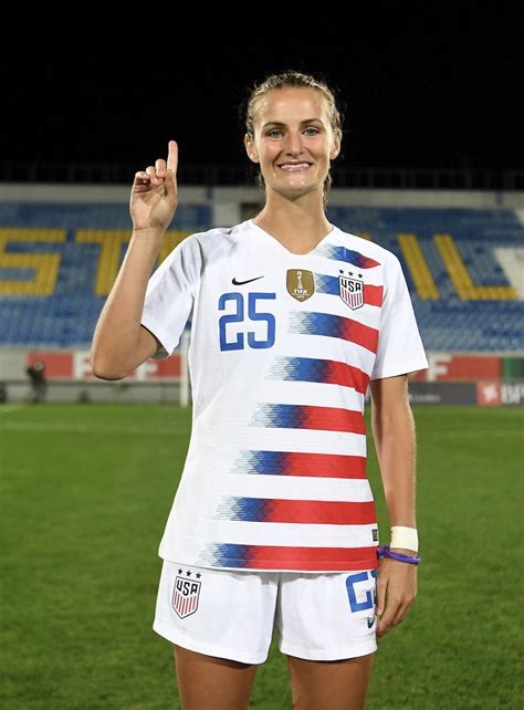 Emily Fox #25, USWNT | Uswnt, Arsenal players, Soccer team