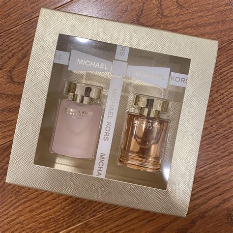 Michael Kors Gold and Pink Fragrance | Depop