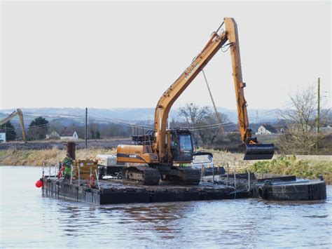 NEW DREDGING TO BEGIN AFTER MAINTENANCE SUCCESS - The Visitor. Covering Somerset, Dorset and ...